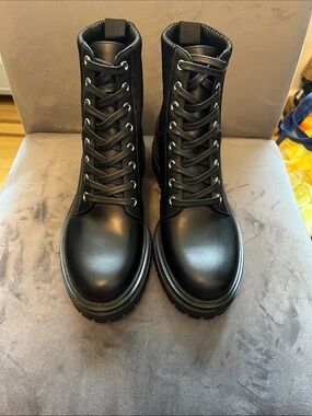 NWOT Gianvito Rossi Black Lug Sole Boot - Matte Black SIZE 38
